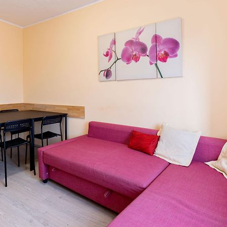 Cozy Apartments In Muelheim Colonia Esterno foto