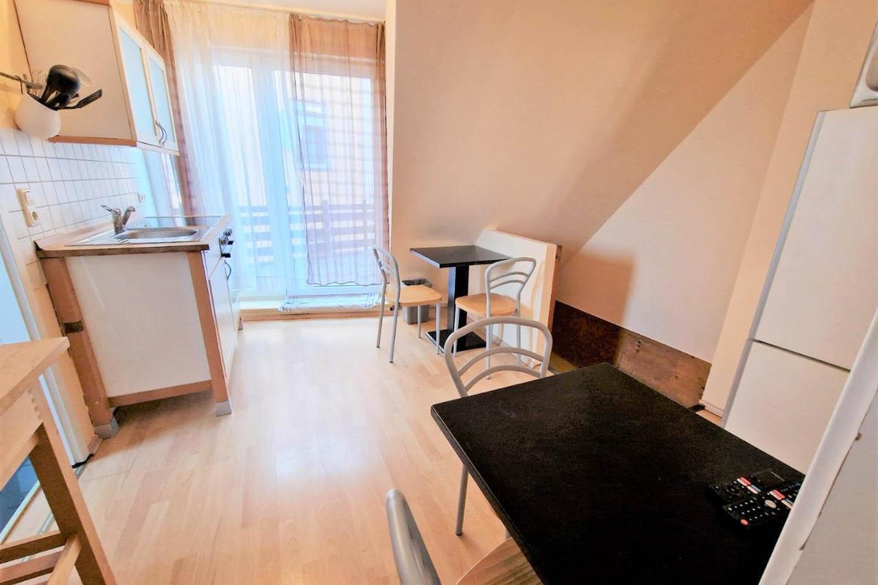 Cozy Apartments In Muelheim Colonia Esterno foto