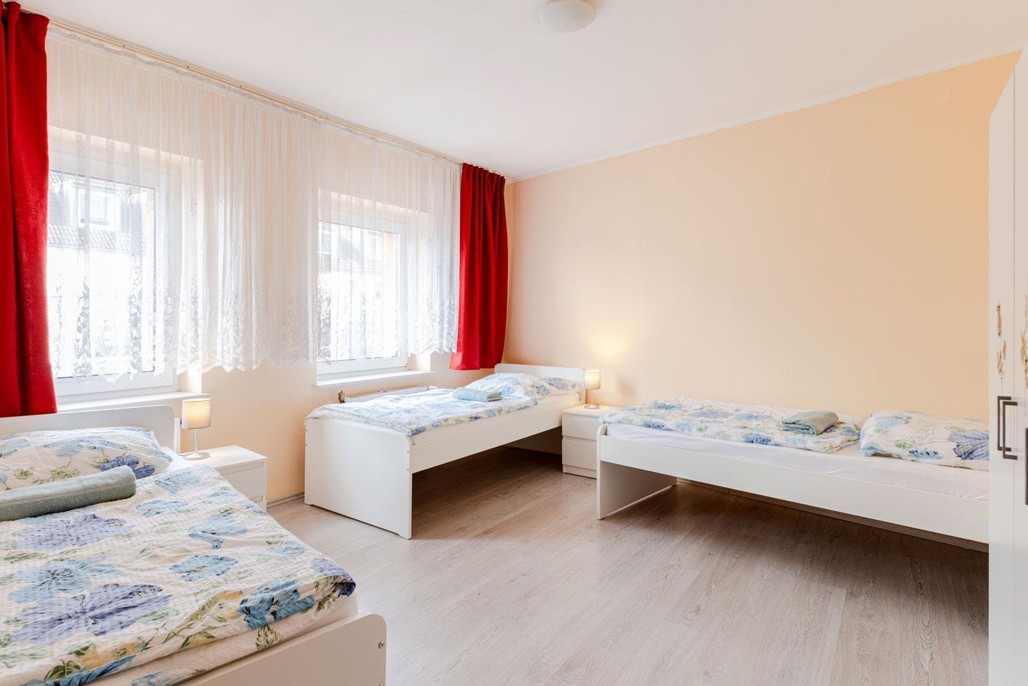 Cozy Apartments In Muelheim Colonia Esterno foto